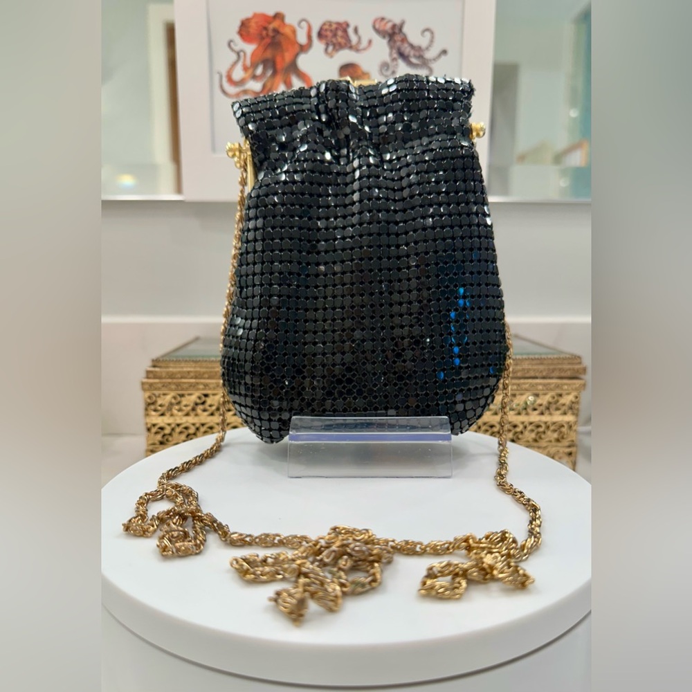 VTG Apri Nights - Black Metallic Mesh Evening Bag/Snail-Link Chain Handle - VGUC